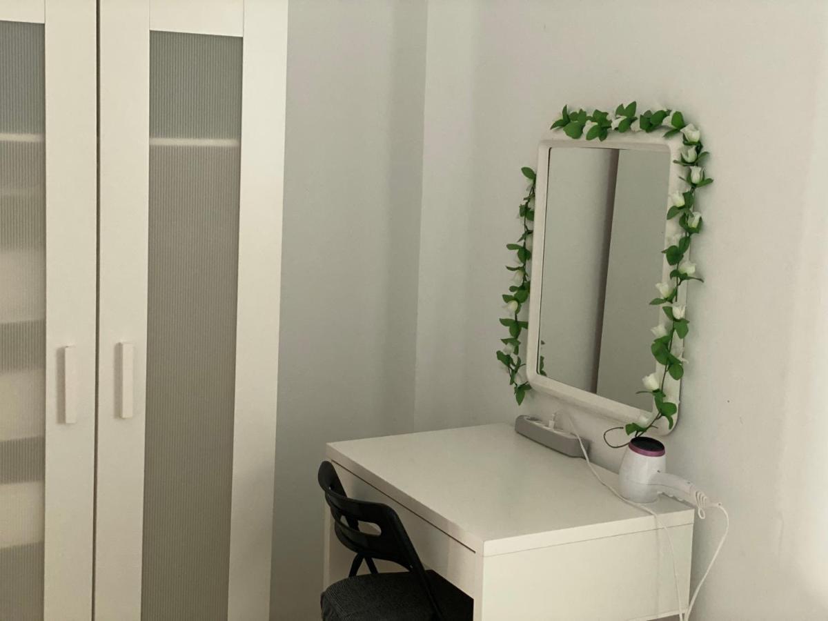 Malaga Centro Habitaciones Privada En Apartamento Compartidos Extérieur photo